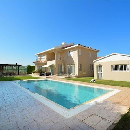 Villa Daryah Sirina Bay โปรทาราส ภายนอก รูปภาพ